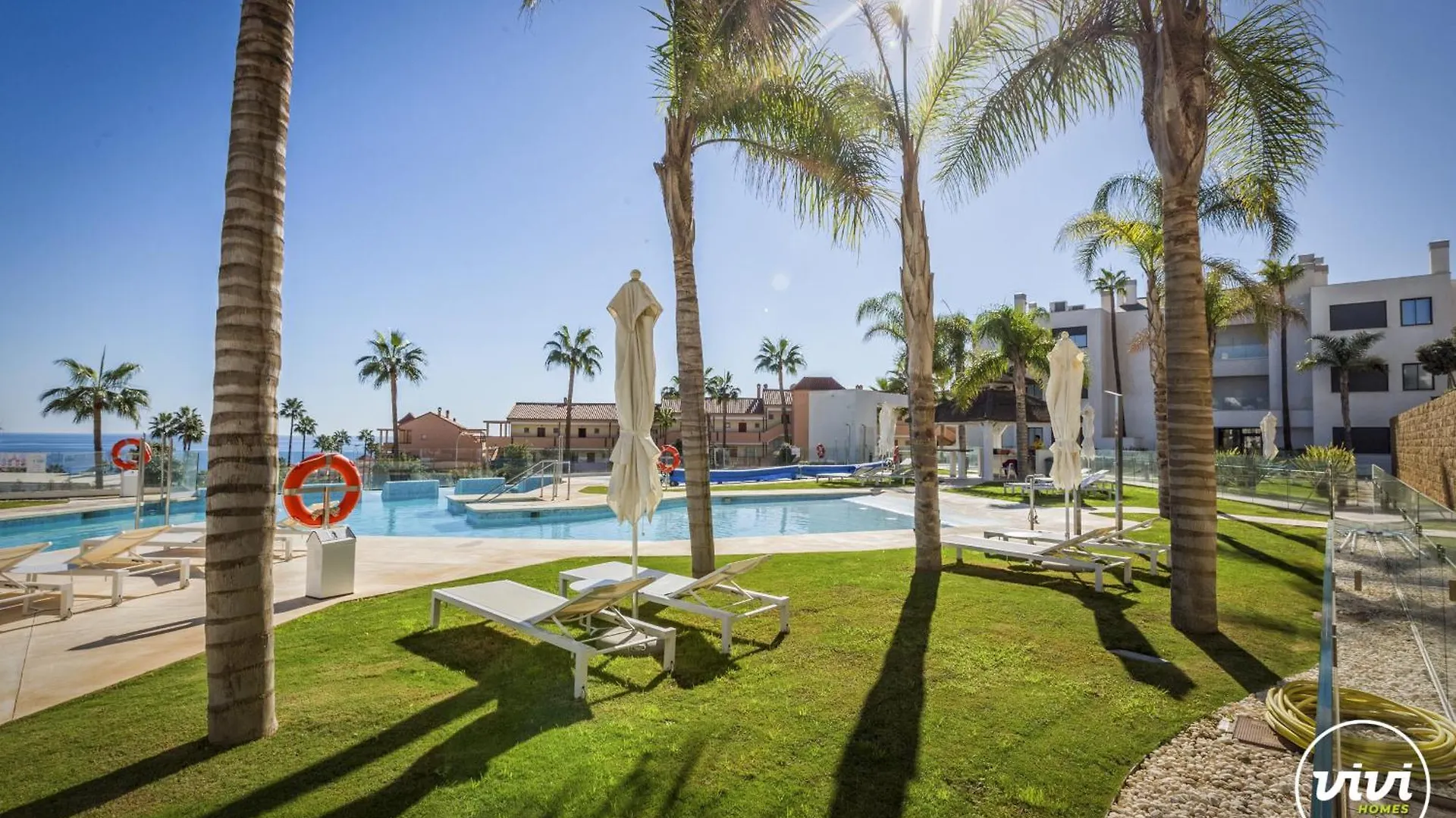 Vivi Homes - Palmera Pool, Sauna, Gym & Beach El Faro