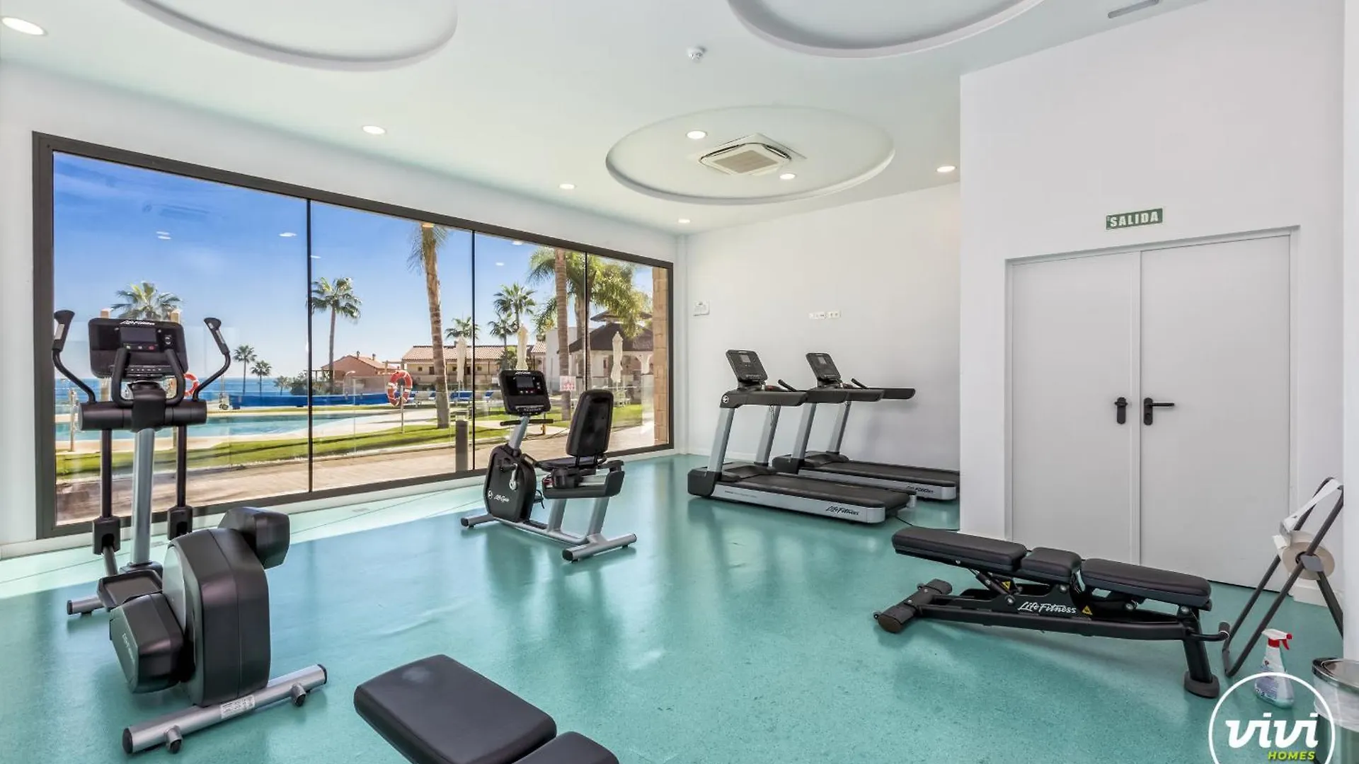 Vivi Homes - Palmera Pool, Sauna, Gym & Beach El Faro