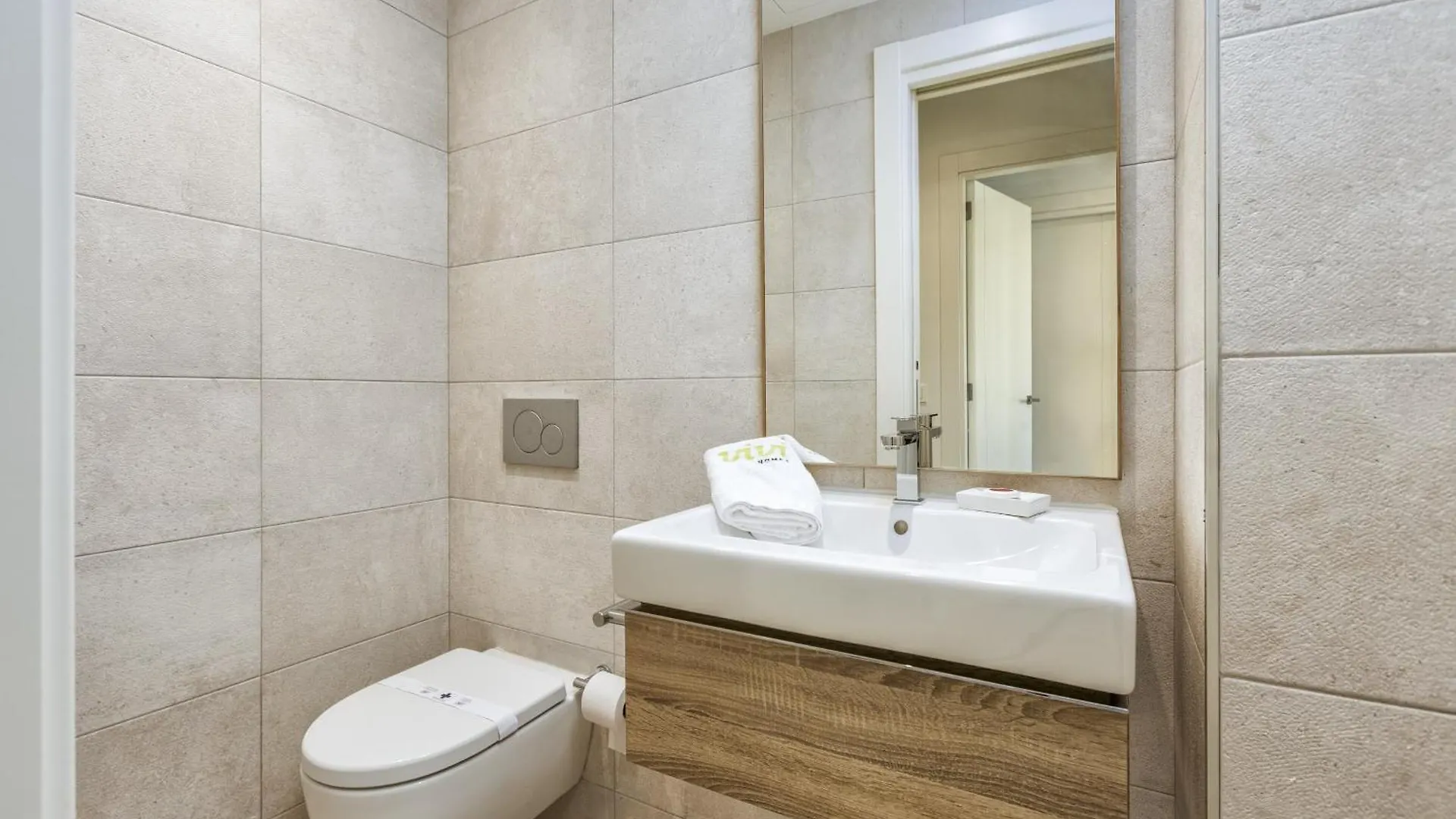 Апартаменты Vivi Homes - Palmera Pool, Sauna, Gym & Beach El Faro Испания