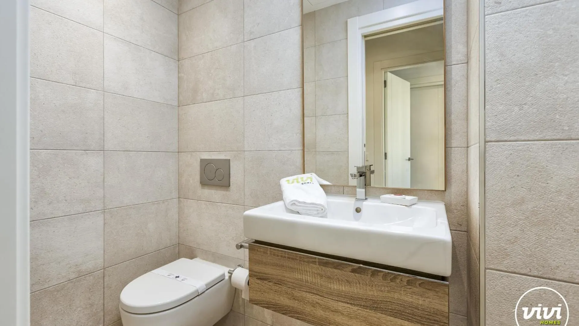 Vivi Homes - Palmera Pool, Sauna, Gym & Beach El Faro