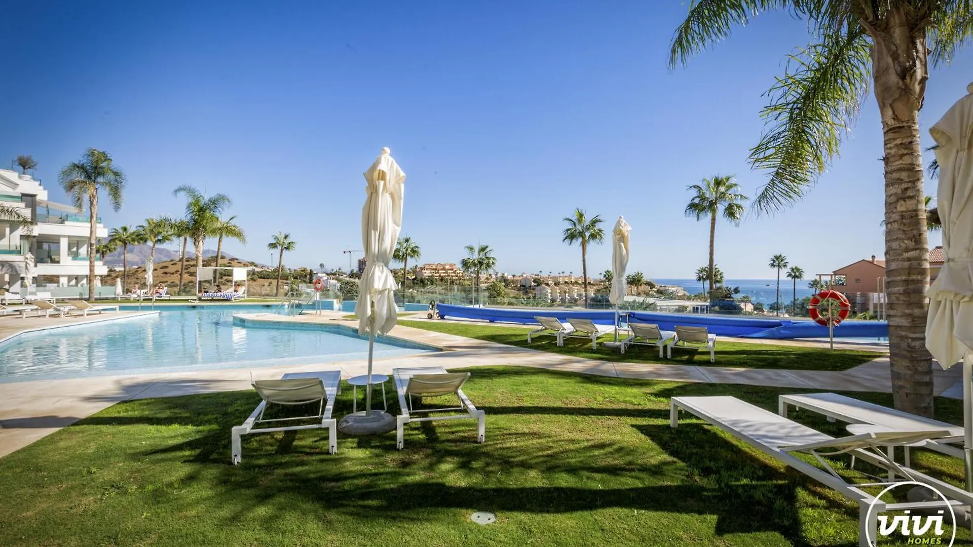 Vivi Homes - Palmera Pool, Sauna, Gym & Beach El Faro 0*,